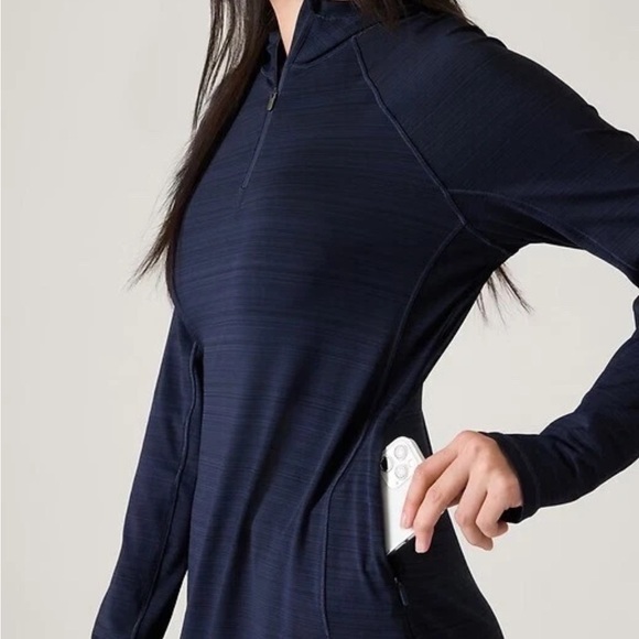 NWT Athlete Pacifica Shores Coverup Navy Small Quarter Zip Side Pockets Hood - Picture 2 of 16